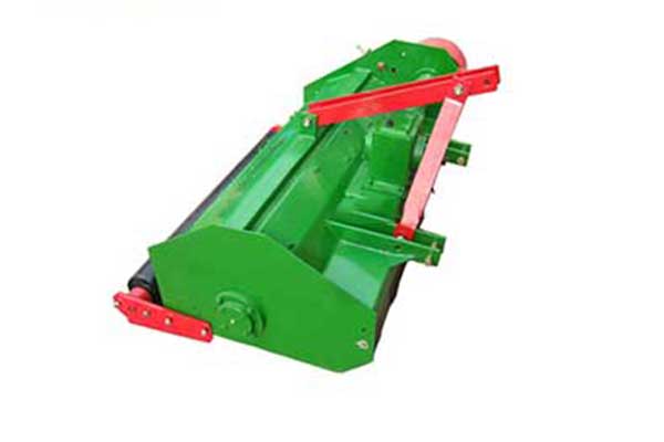 秸秆粉碎和还田机