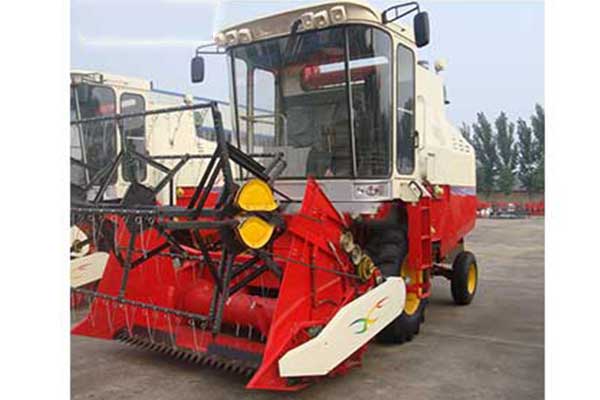 小麦收割机